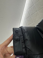 Hooded, detachable down jacket