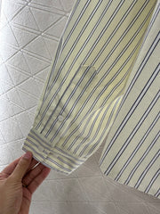 Short-sleeved striped shirt