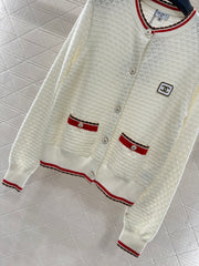 Color-blocked crew neck knitted cardigan