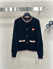 Color-blocked crew neck knitted cardigan