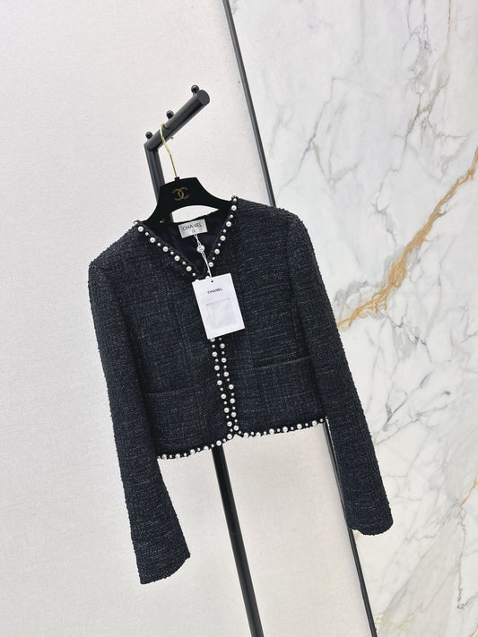 Heavy-duty beaded tweed jacket