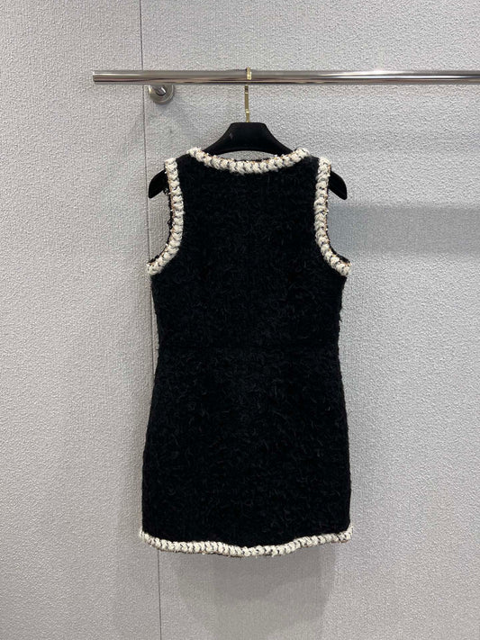 Black Tweed Sleeveless Dress