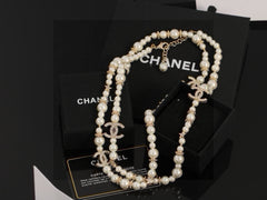 Sweater Pearl Necklace