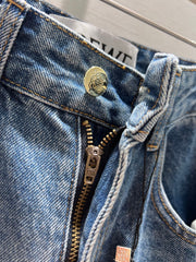 Retro Wide-Leg Jeans