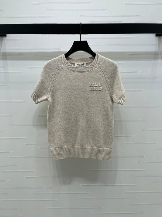 Crew neck knitted short sleeve