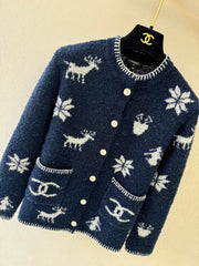 Round neck deer cardigan