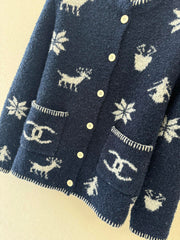Round neck deer cardigan