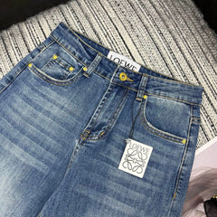 Straight-leg jeans