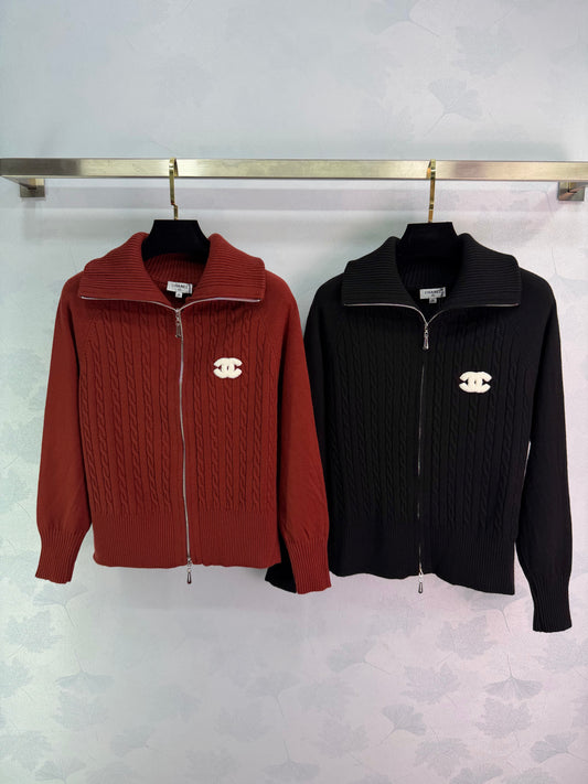 Classic knitted zip-up cardigan