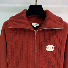Classic knitted zip-up cardigan