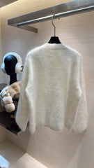 Sheep wool V-neck sweater