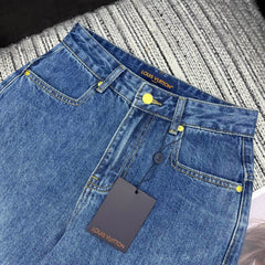 Logo pocket wide-leg jeans