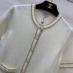 Gold-trimmed round neck short-sleeved knit cardigan