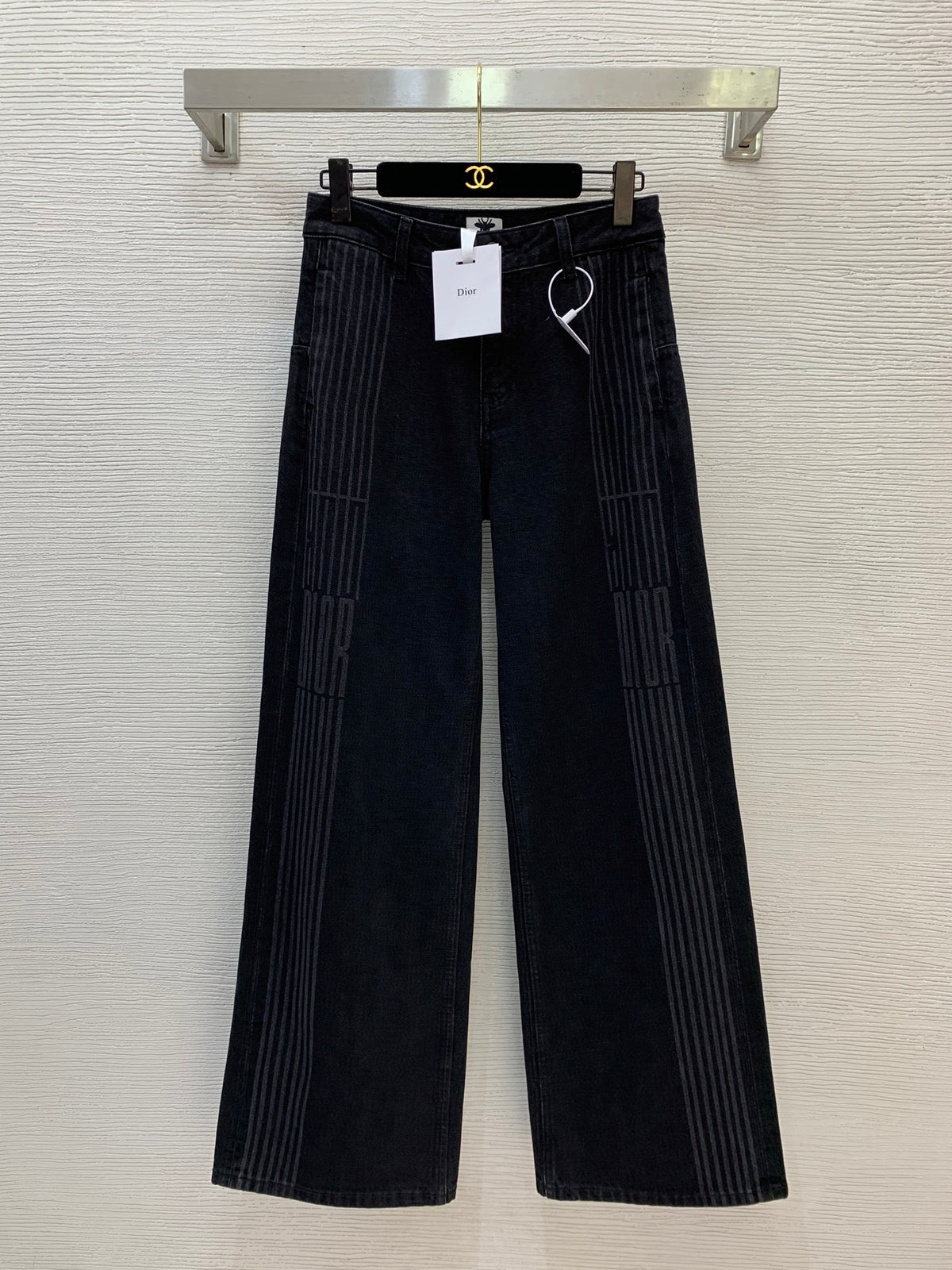 Printed Loose Fit Versatile Jeans