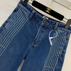 Printed Loose Fit Versatile Jeans
