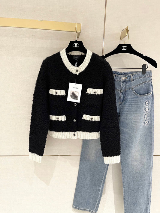 Color-blocked Crochet-edged Crew Neck Knit Cardigan