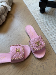 Backpack-style slippers