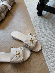 Backpack-style slippers