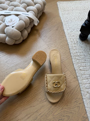 Backpack-style High-heeled sandals