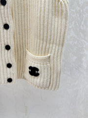 Solid color, simple round neck knitted vest cardigan