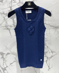 Stretch Fit Diamond Pattern Knit Vest