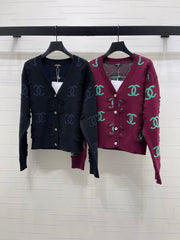 V-neck long-sleeved knit cardigan