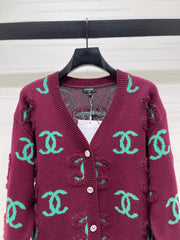 V-neck long-sleeved knit cardigan