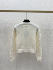 simple round neck knit long-sleeved cardigan