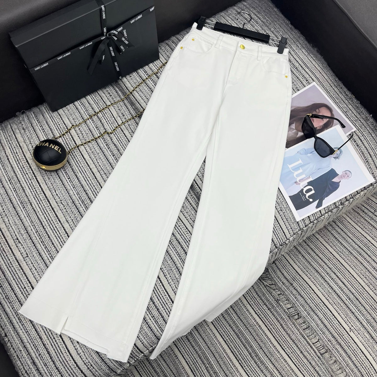 flared jeans