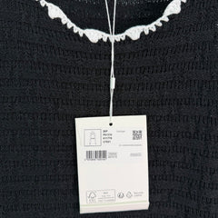 Wavy-edged Knit Vest