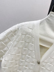 Contrast-color knit cardigan