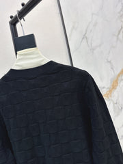 Contrast-color knit cardigan