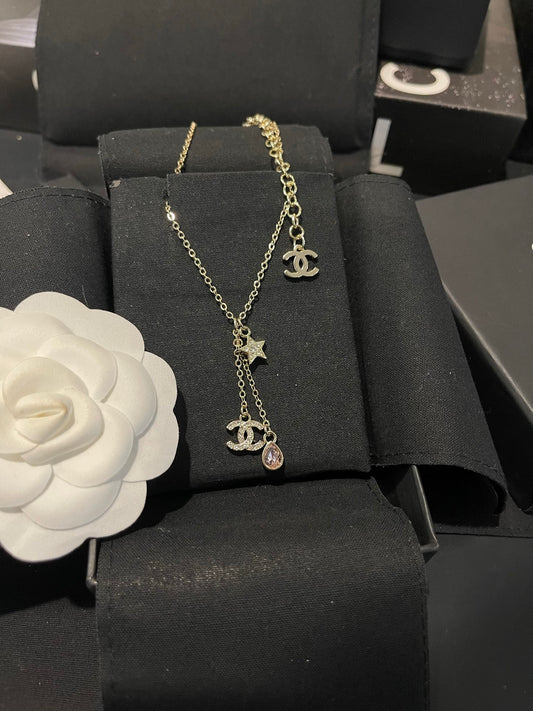 Five-pointed star tassel teardrop rhinestone necklace