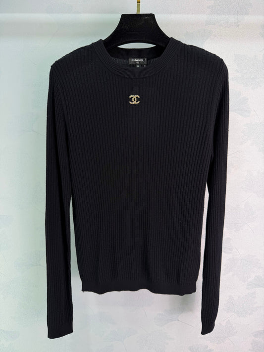 Classic ribbed knit sweater