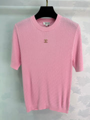 Vertical striped knit short-sleeved top