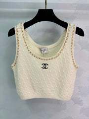Color-blocked knit vest