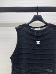 Knitted Crew Neck Vest