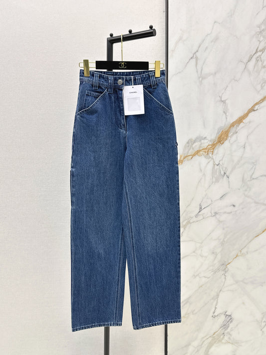 Side-pocket jeans