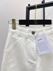 Side-pocket jeans