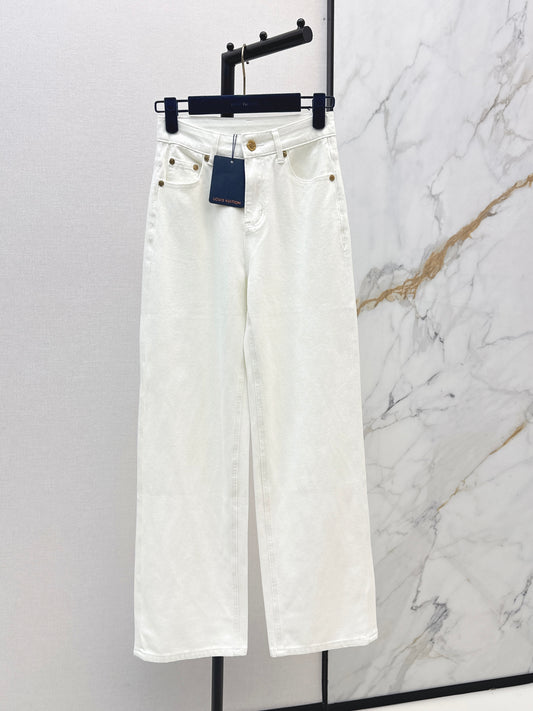 Straight-Leg Jeans