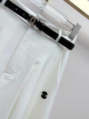Pleated wide-leg pants