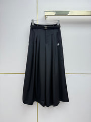 Pleated wide-leg pants