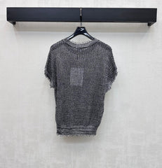 Raw-edged short-sleeved knit top