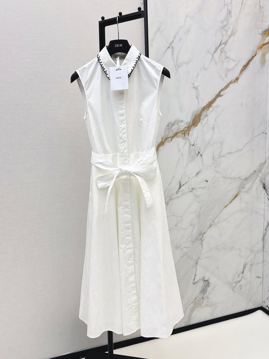 Color-blocked embroidered maxi dress
