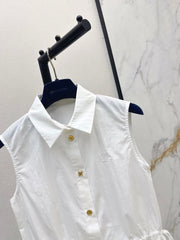 Sleeveless Collared Shirt