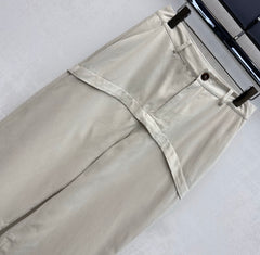 Straight-leg jeans