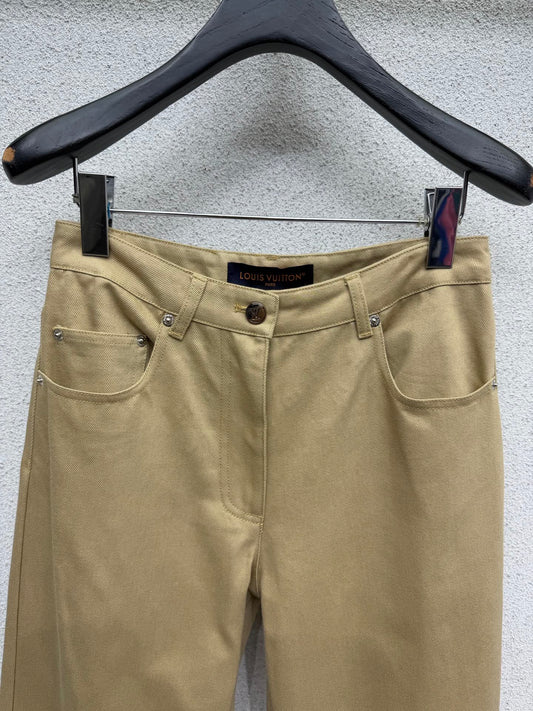 Khaki rolled-up denim jeans