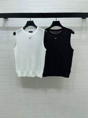 Sequined Crew Neck Knit vest