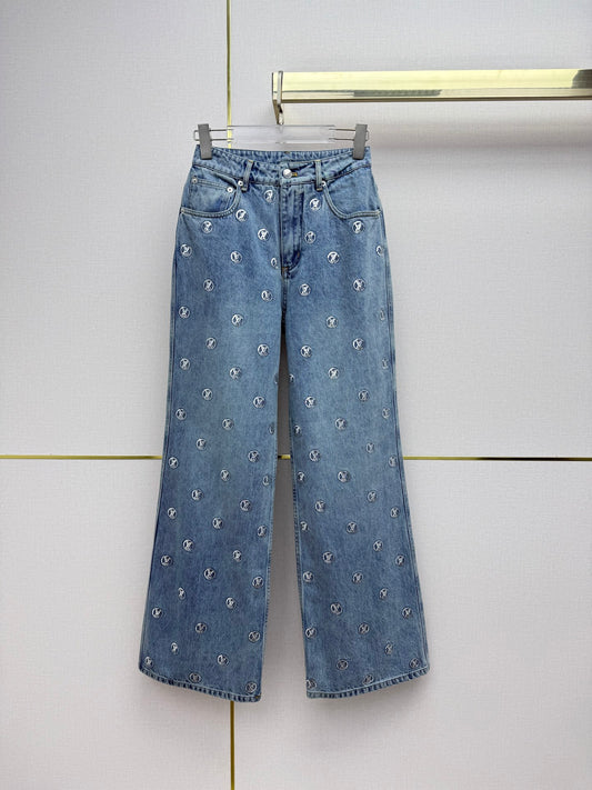 Back pocket rhinestone jeans