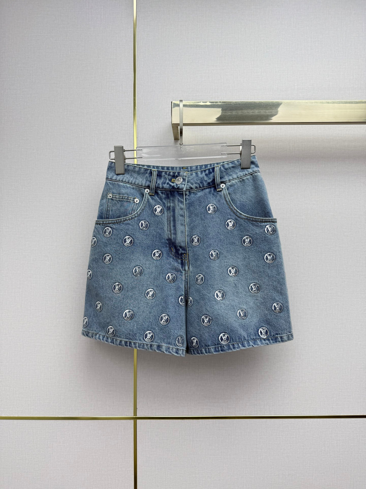 Heavy-duty letter sequin shorts